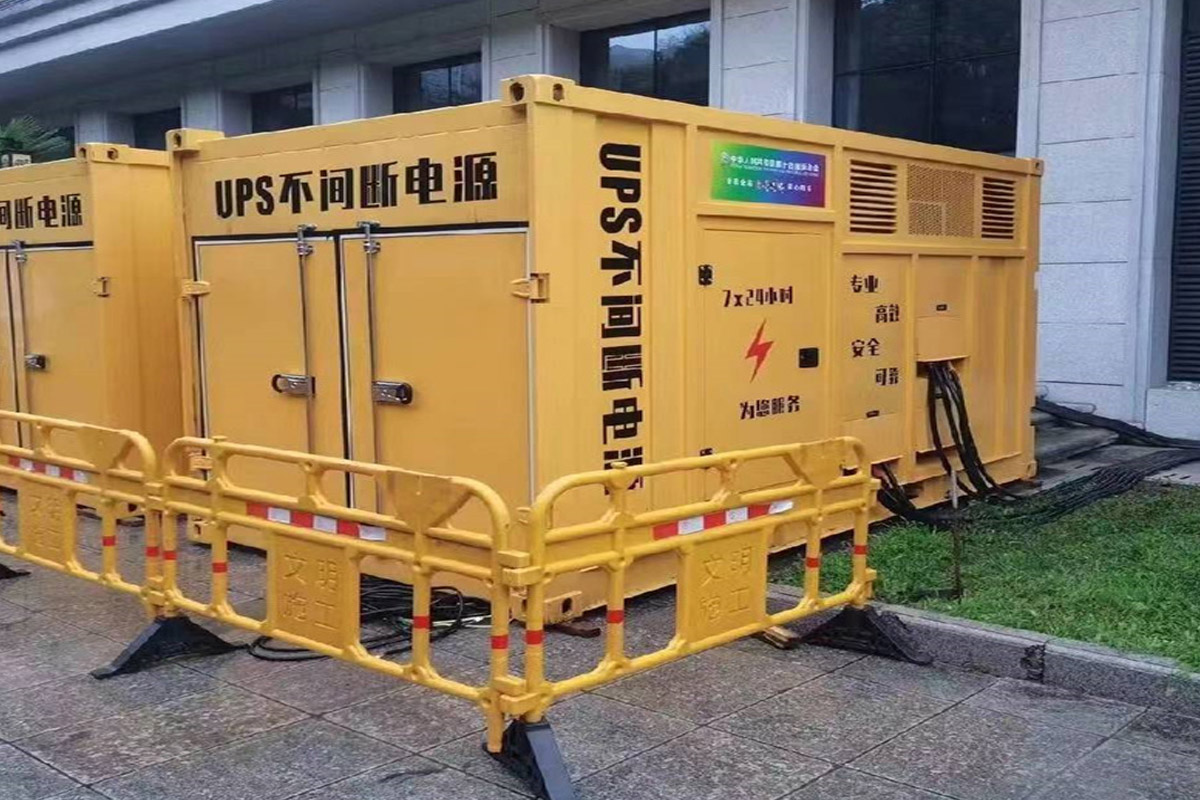 市南发电机租赁施工现场